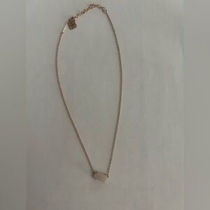 Kendra Scott Gold Necklace with Pendant